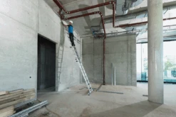 Stufen-Schiebeleiter 2-teilig Mit Nivello-Traverse Mit Clip-step R13, 2 X 9 Stufen -Leiterwerkzeug Geschäft 040676