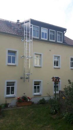 Einzügige Steigleiter Mit Rückenschutz, Stahl Verzinkt, Steighöhe 4,76 M -Leiterwerkzeug Geschäft 20200728 184833 4 2