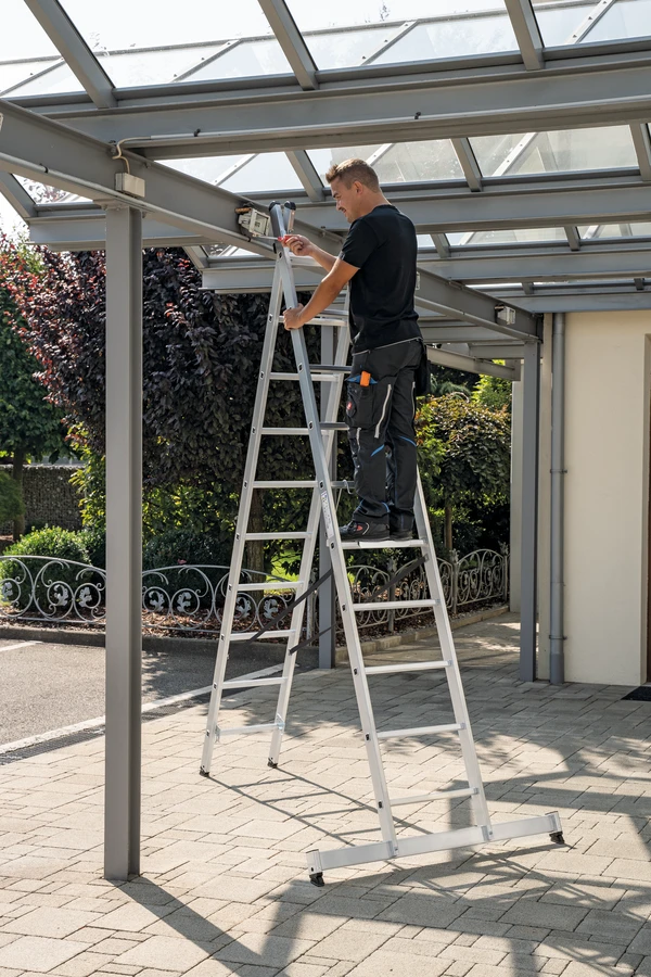 Mehrzweckleiter 2-teilig Mit Nivello®-Traverse - 2x8 Sprossen 10 Mehrzweckleiter 2-teilig Mit Nivello®-Traverse - 2x8 Sprossen – Bild 10