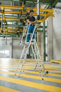 Plattformleiter FlexxStep 4 Sprossen 19 Plattformleiter FlexxStep 4 Sprossen -Leiterwerkzeug Geschäft 52526