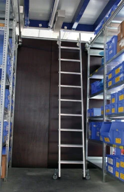 Aluminium-Regalleiter Für Doppelregal, Seitlich Verschiebbar 6 Sprossen/Stufen 17 Aluminium-Regalleiter Für Doppelregal, Seitlich Verschiebbar 6 Sprossen/Stufen -Leiterwerkzeug Geschäft aluminium regalleiter f r doppelregal seitlich verschiebbar 14fd2