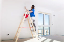 Holz-Stufenstehleiter, Beidseitig Begehbar, 2x4 Stufen -Leiterwerkzeug Geschäft anwendung465ee