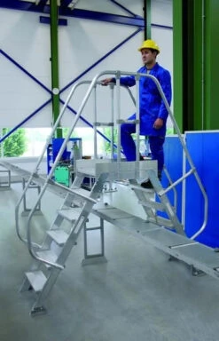 Aluminium-Überstieg 60°, Stufenbreite 600 Mm, 3 Stufen 12 Aluminium-Überstieg 60°, Stufenbreite 600 Mm, 3 Stufen -Leiterwerkzeug Geschäft g 300903 3