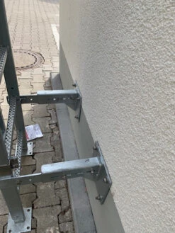 Einzügige Steigleiter Mit Rückenschutz, Stahl Verzinkt, Steighöhe 4,76 M -Leiterwerkzeug Geschäft img 0008 257409b