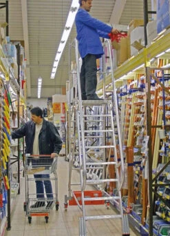 Podestleiter Vario Kompakt 5 Sprossen/Stufen 15 Podestleiter Vario Kompakt 5 Sprossen/Stufen -Leiterwerkzeug Geschäft k 833006 6 451412