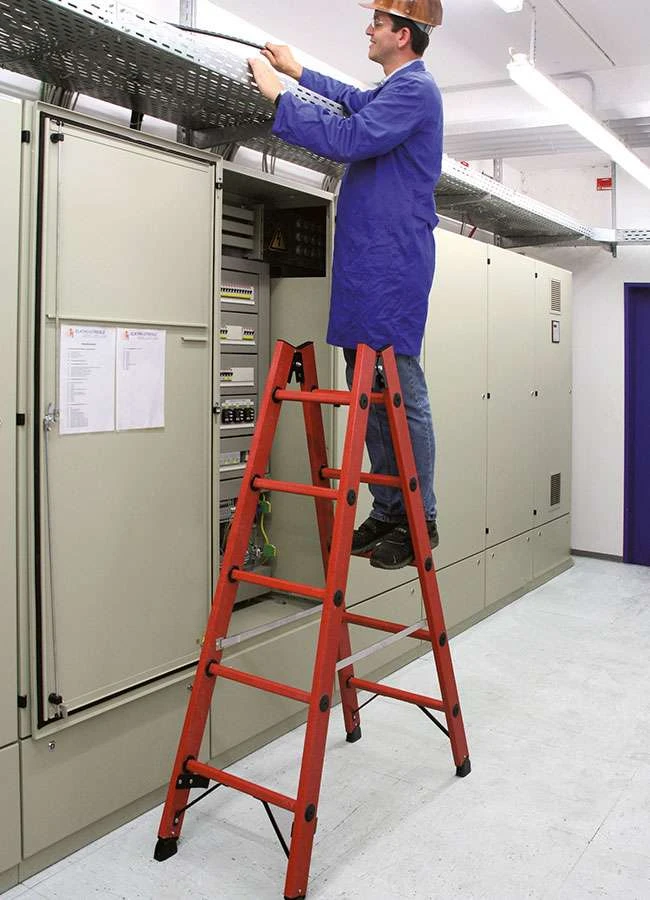 Vollkunststoff Sprossen-Doppelleiter, 2x4 Sprossen 3 Vollkunststoff Sprossen-Doppelleiter, 2x4 Sprossen – Bild 3