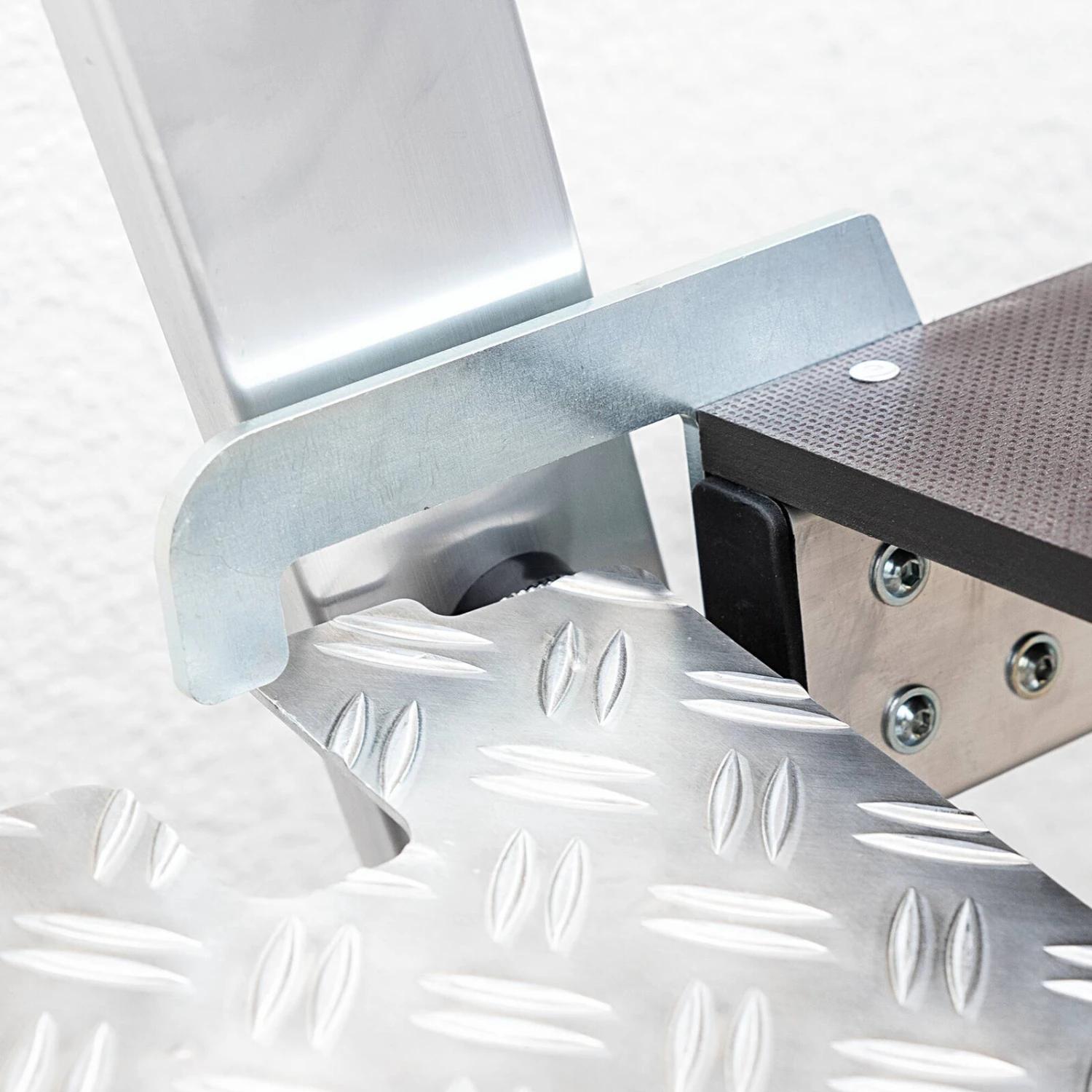 Klapptritt Beidseitig Begehbar, Alu Natur, 3 Stufen 2 Klapptritt Beidseitig Begehbar, Alu Natur, 3 Stufen – Bild 2