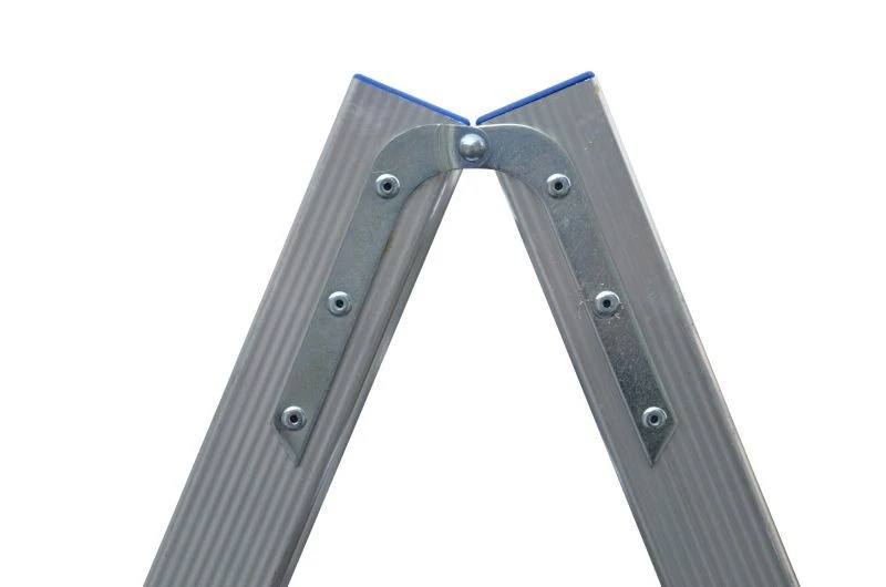 Ernst Stufenstehleiter Beidseitig Begehbar Mit Antirutschbelag, 2x2 Stufen 3 Ernst Stufenstehleiter Beidseitig Begehbar Mit Antirutschbelag, 2x2 Stufen – Bild 3