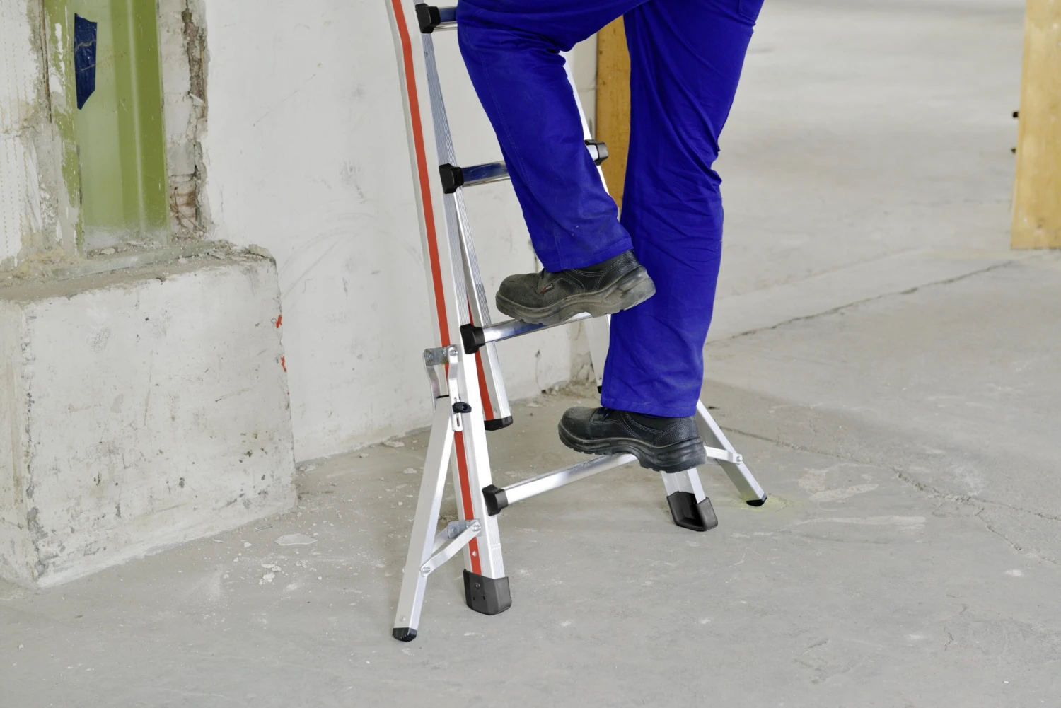 Teleskopleiter - 4x4 Sprossen 10 Teleskopleiter - 4x4 Sprossen – Bild 10