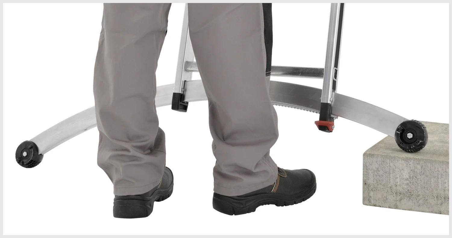 ALU PRO: Mehrzweckleiter, Dreiteilig Mit Smart-Base - 3x8 Sprossen 10 ALU PRO: Mehrzweckleiter, Dreiteilig Mit Smart-Base - 3x8 Sprossen – Bild 10